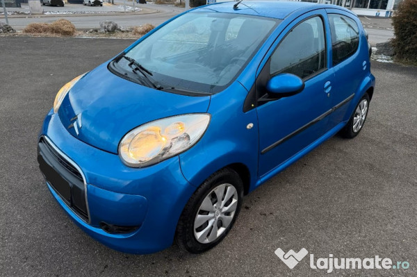 Citroen C1 cutie automata robotizata navigatie cu camera marsarier