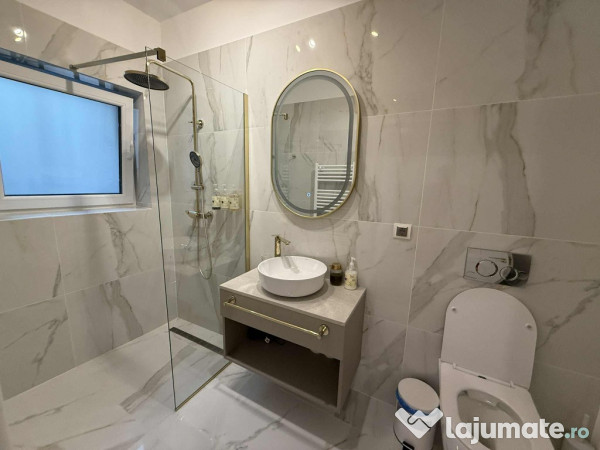 Apartament 2 camere -zona UMF 