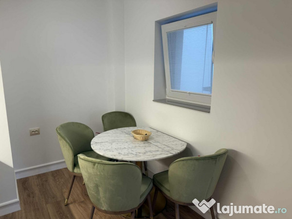 Apartament 2 camere -zona UMF 