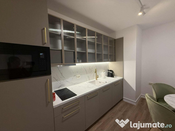 Apartament 2 camere -zona UMF 