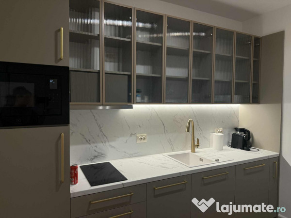 Apartament 2 camere -zona UMF 