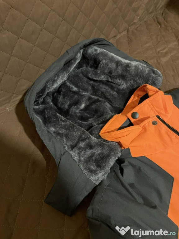 Ski jacket New ( mărimea M )