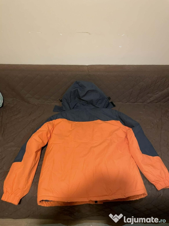 Ski jacket New ( mărimea M )