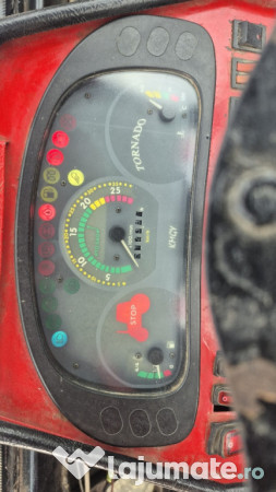 Tractor Belarus AB Tornado 