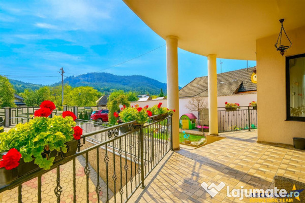 Resedinta distincta, mobilata cu rafinament, pe 1.000 mp ter