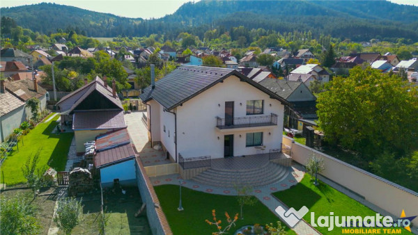 Resedinta distincta, mobilata cu rafinament, pe 1.000 mp ter