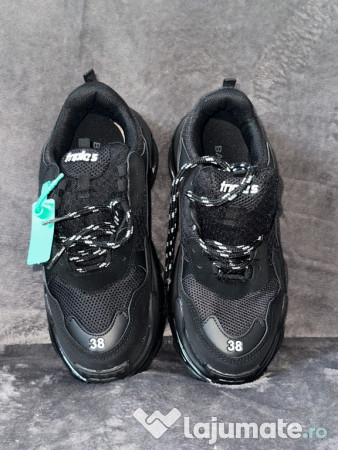 Balenciaga Triple S negre
