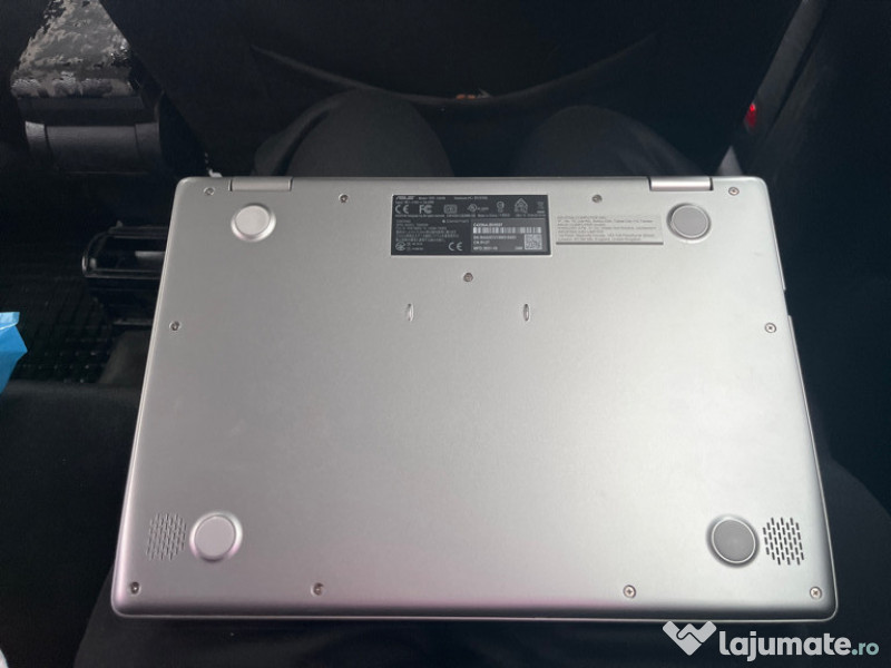 Laptop Asus ChromeBook (preț negociabil ) 