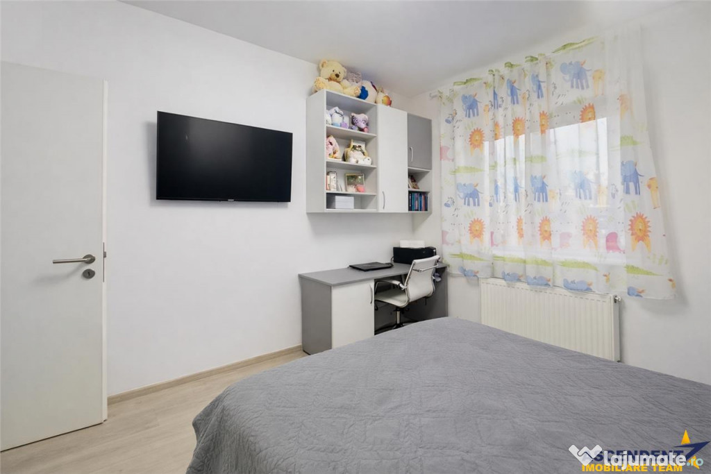 TUR 3D! Decomandat,mobilat,accesorizat, balcon,spatii depozi 