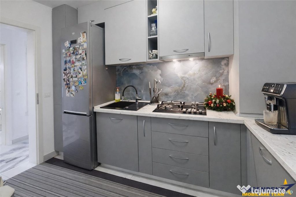 TUR 3D! Decomandat,mobilat,accesorizat, balcon,spatii depozi 