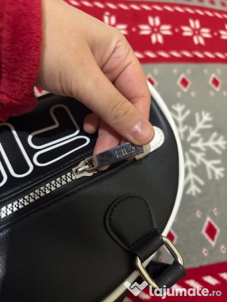 Geanta noua fila dama 
