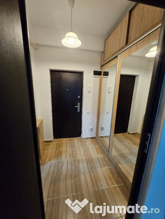 Garsoniera de inchiriat strada Marului