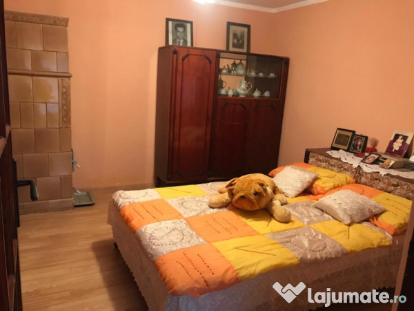 Casa în zona pitoreasca de munte Ilovat, Mehedinti 