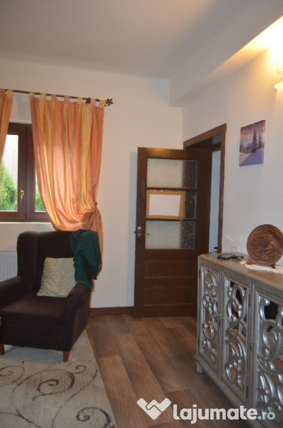 Apartament trei camere in vila situat in Busteni 