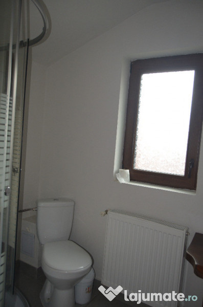 Apartament trei camere in vila situat in Busteni 