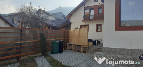 Apartament trei camere in vila situat in Busteni 