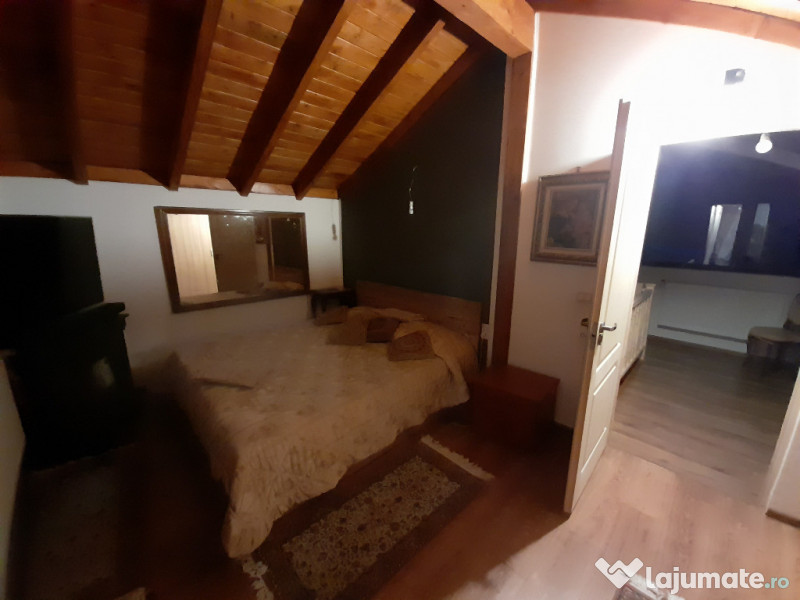 Apartament trei camere in vila situat in Busteni 