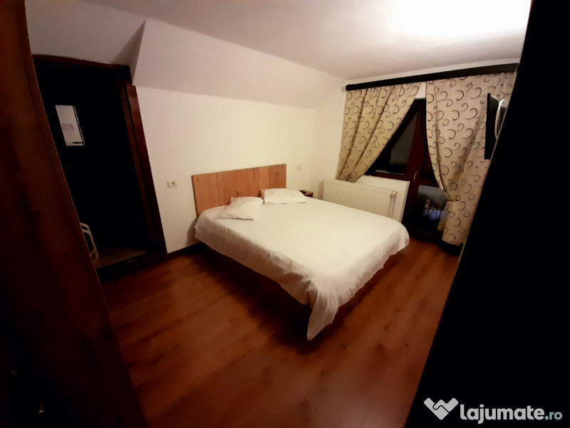 Apartament trei camere in vila situat in Busteni 