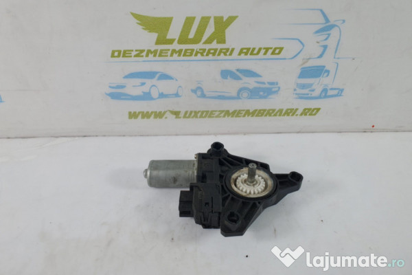 Motoras usa dreapta spate a2059060401 Mercedes-Benz C-Class W205/S205/