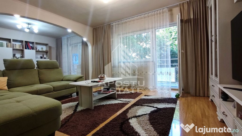 Apartament 4 camere, centrala proprie, zona Miorita