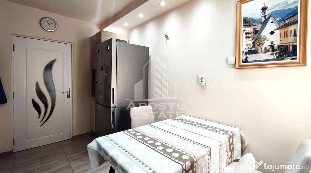 Apartament 4 camere, centrala proprie, zona Miorita