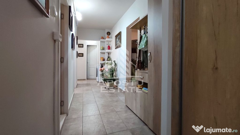 Apartament 4 camere, centrala proprie, zona Miorita