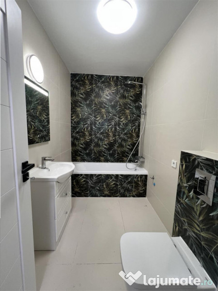 Apartament cu 3 camere decomandate si 2 bai pe Calea Surii M 