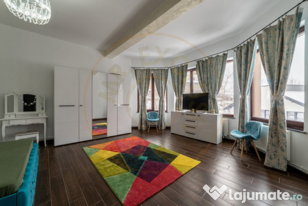 Casa imbratisata de padure - Valea Ursului, Bascov