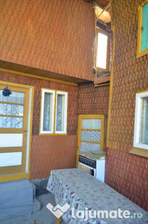 Casa de locuit situata in Comarnic 