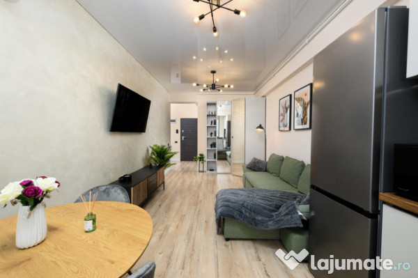 Apartament 2 camere, vedere catre mare, in zona Hanul cu Pes 