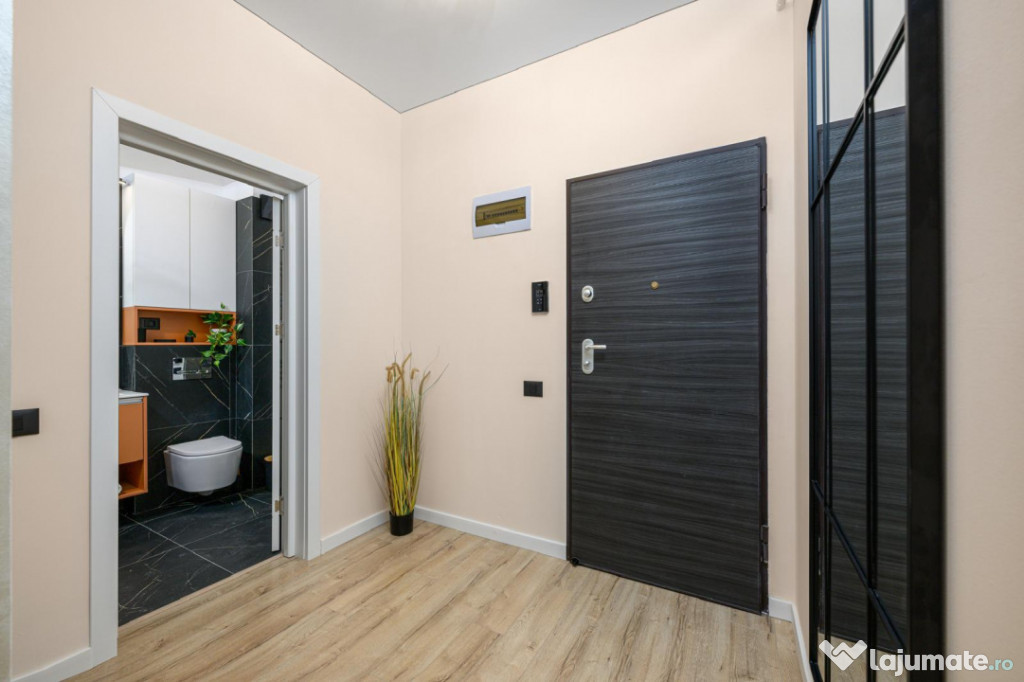 Apartament 2 camere, vedere catre mare, in zona Hanul cu Pes 