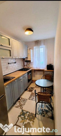 Apartament zona Vivo 