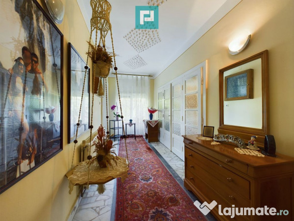 Casă clasică în Chișineu-Criș
