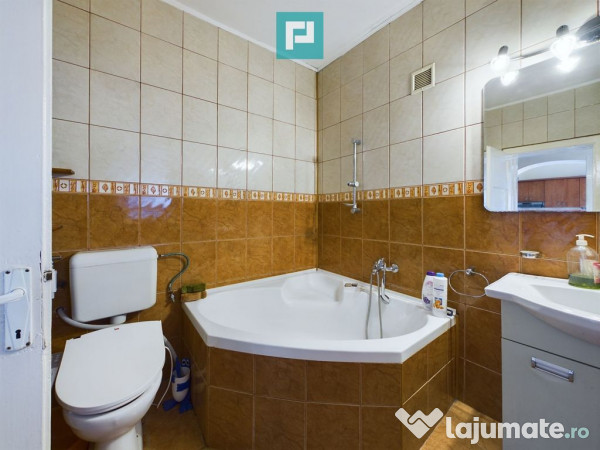 Casă clasică în Chișineu-Criș