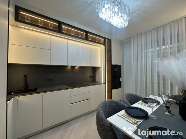 De vanzare 3 camere in zona Centrul Civic 