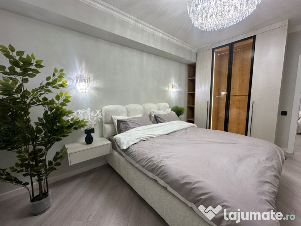 De vanzare 3 camere in zona Centrul Civic 