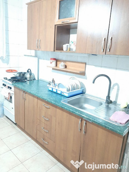 Va propunem spre inchiriere un apartament cu o camera 