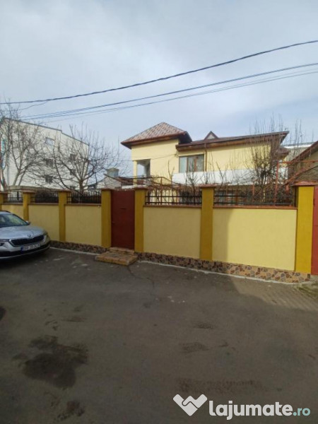 VILA(P 1), zona Centru-Vechi, Caramida, MERITA VAZUTA!