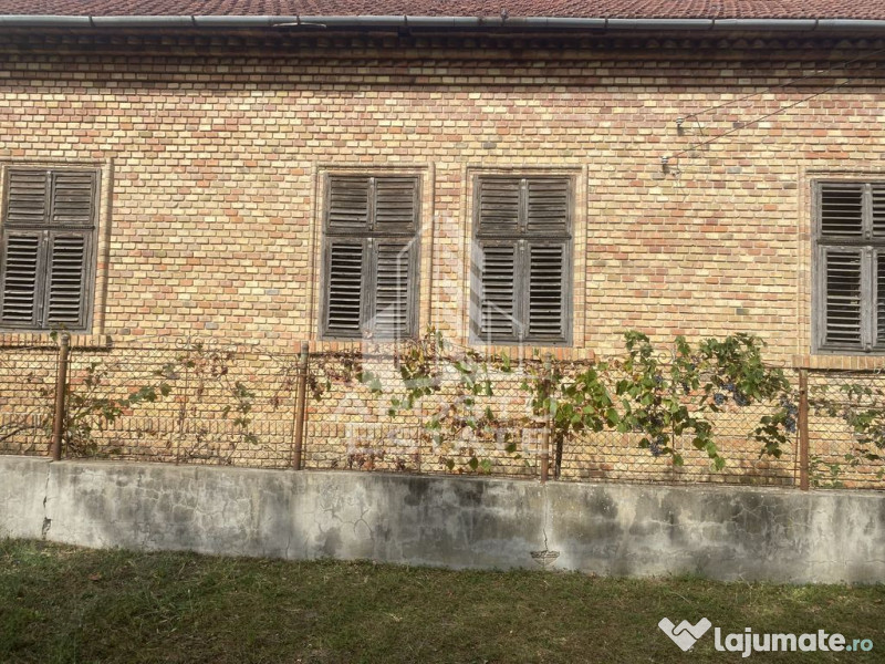 Oportunitate de investitie,în Dragsina,teren 9096 mp.