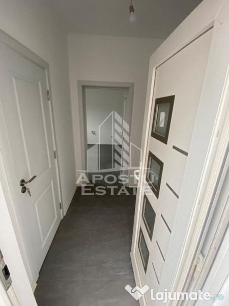 Duplex despărțit prin camera tehnica in Bucovat