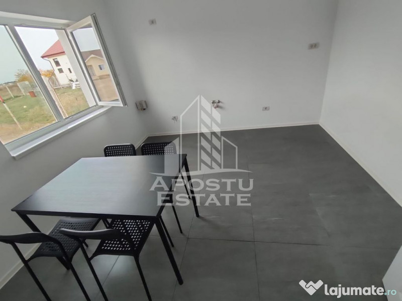 Duplex despărțit prin camera tehnica in Bucovat