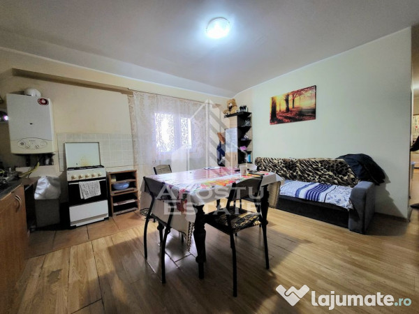 Apartament cu 3 camere, open-space, centrala proprie, zon...