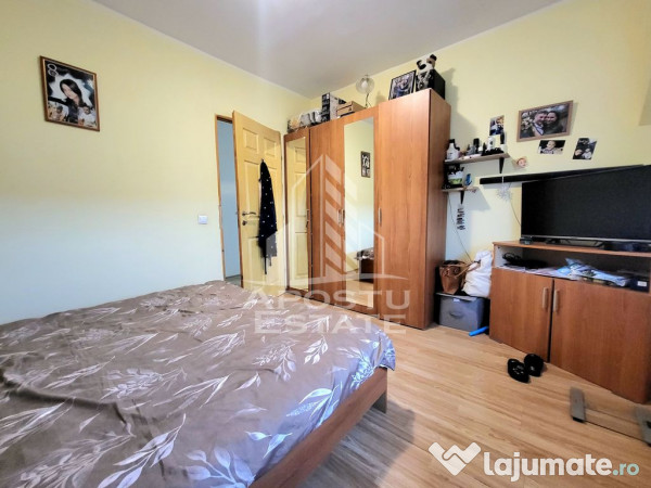 Apartament cu 3 camere, open-space, centrala proprie, zon...