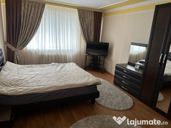 Spre inchiriere 3 camere in zona Trcatorul