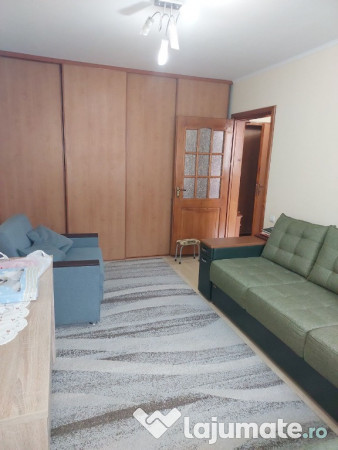 Garsoniera de vanzare 