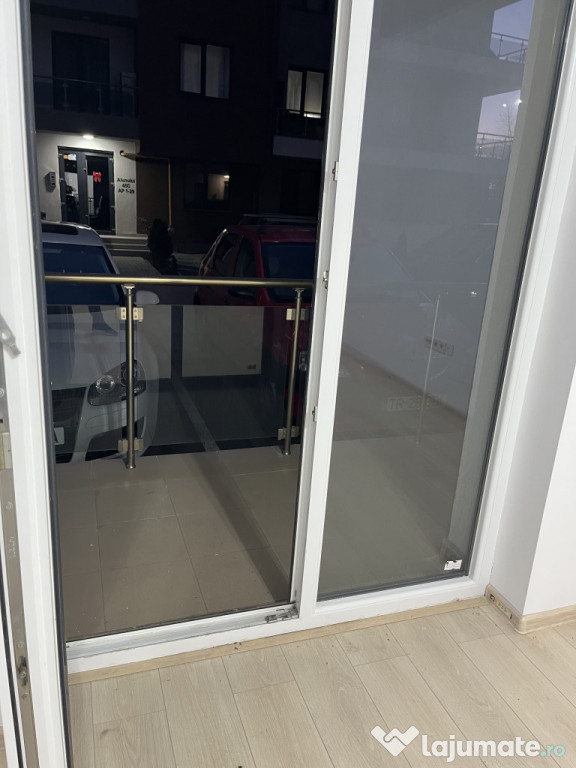 Apartament 2 camere,decomandat str Diamantului Bragadiru