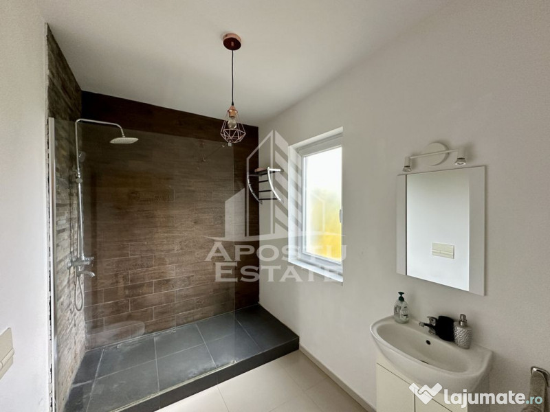 Casa moderna cu 4 camere, in Dumbravita