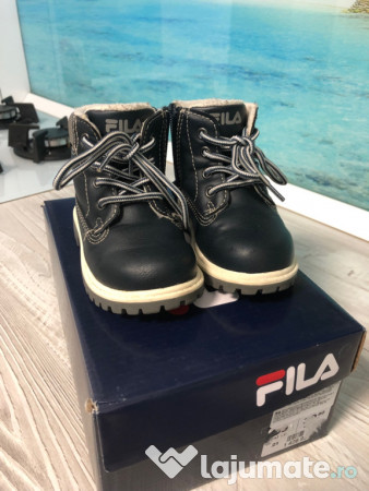 Ghete FILA imblanite pt. baieti, bleumarin, nr. 21 