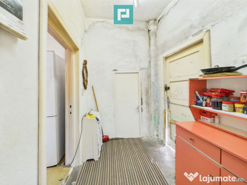 Case de vânzare cu teren generos - Alfa 