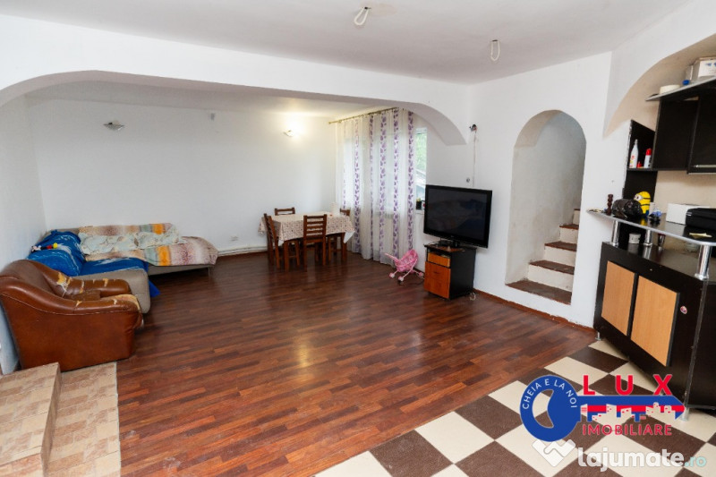 ID 6689 EXCLUSIVITATE Casă cu vedere la Lacul Somova!